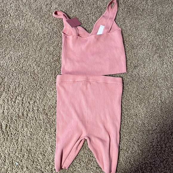 Almost famous pink 2 piece set - Picture 2 of 11